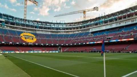 国米官方确认邓弗里斯续约至2028年6月，合同到期时将满28岁